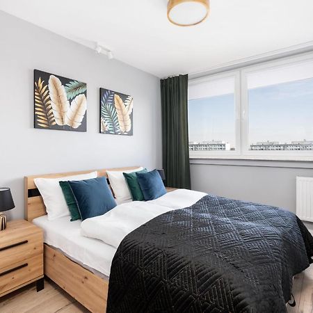 Stylish Apartment Near Wroclavia For 4 Guests By Noclegi Renters Wrocław Exterior foto