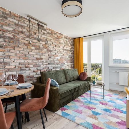 Stylish Apartment Near Wroclavia For 4 Guests By Noclegi Renters Wrocław Exterior foto
